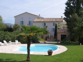 Отель Logis Hotel La Bastide des Monges  Нион